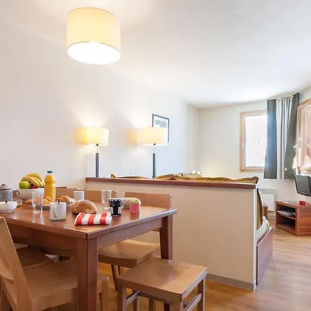 Pierre & Les Temples Du Soleil